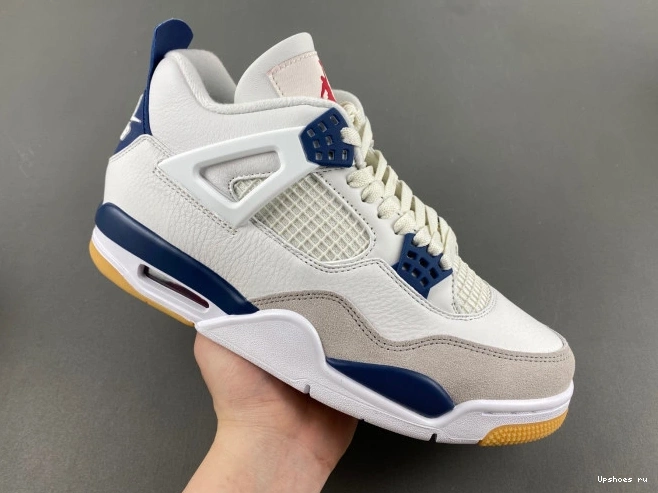 4 Jordan Retro DR5415-100  Navy SB 1204